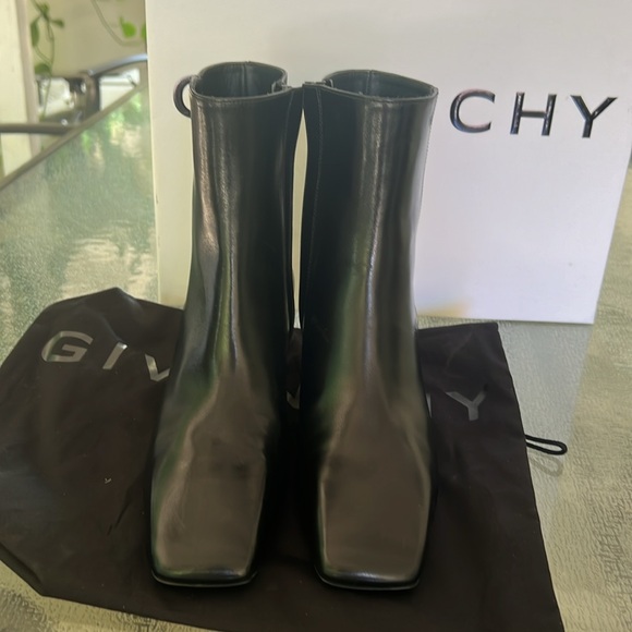 Givenchy G Cube Ankle Boots - Picture 12 of 14